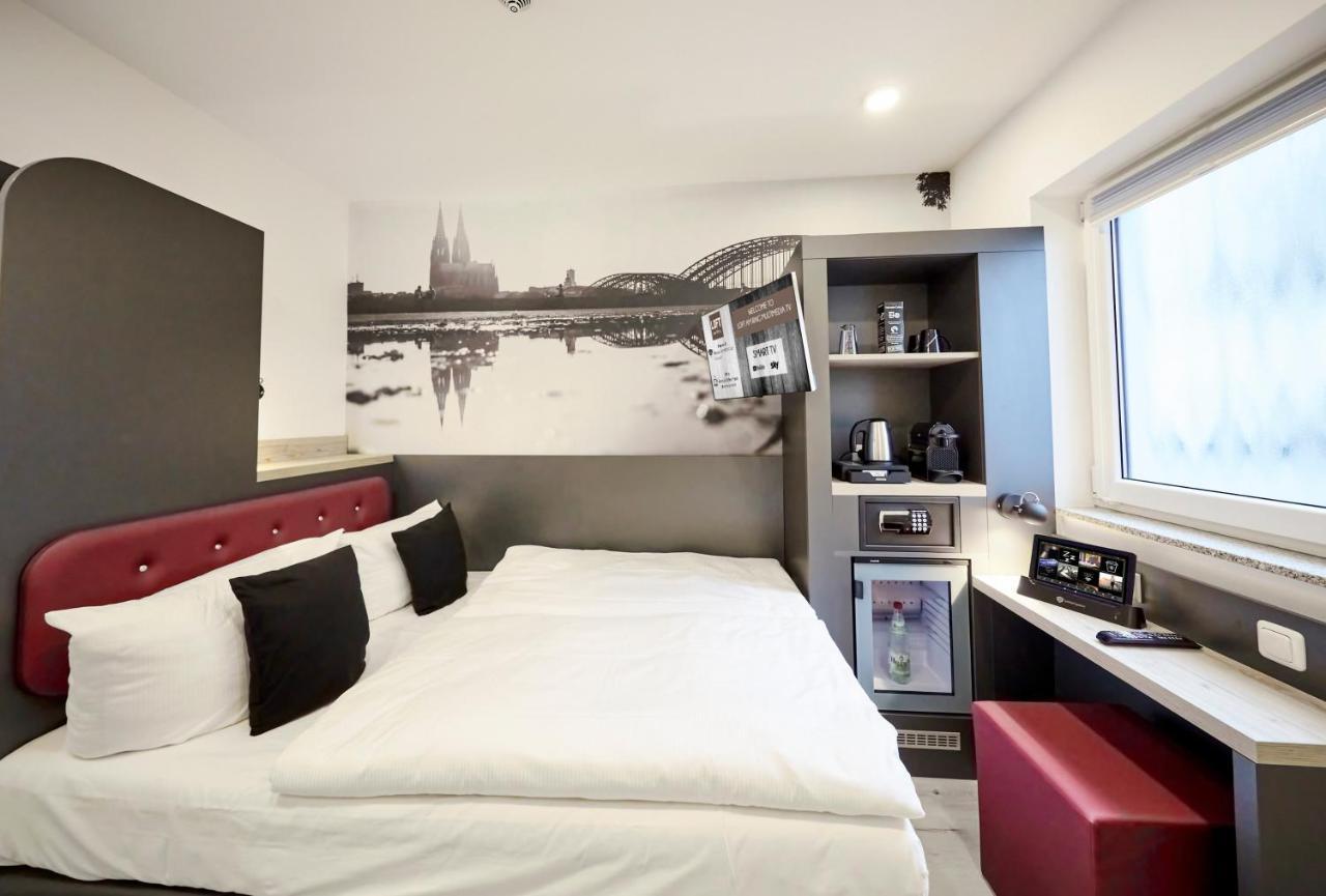 Smarty Cologne Dom Hotel - Boardinghouse - Kontaktloser Self Check-In Ngoại thất bức ảnh