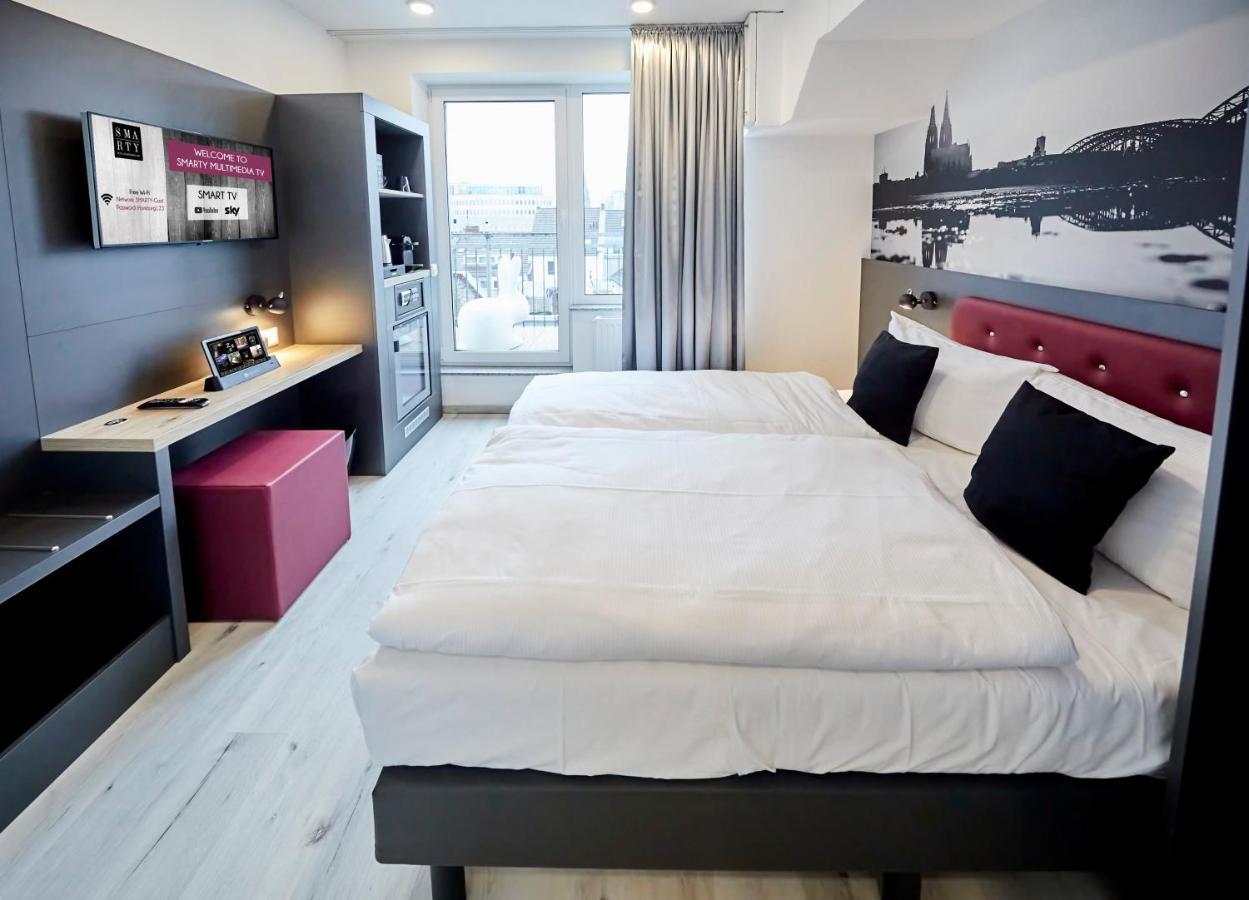 Smarty Cologne Dom Hotel - Boardinghouse - Kontaktloser Self Check-In Ngoại thất bức ảnh