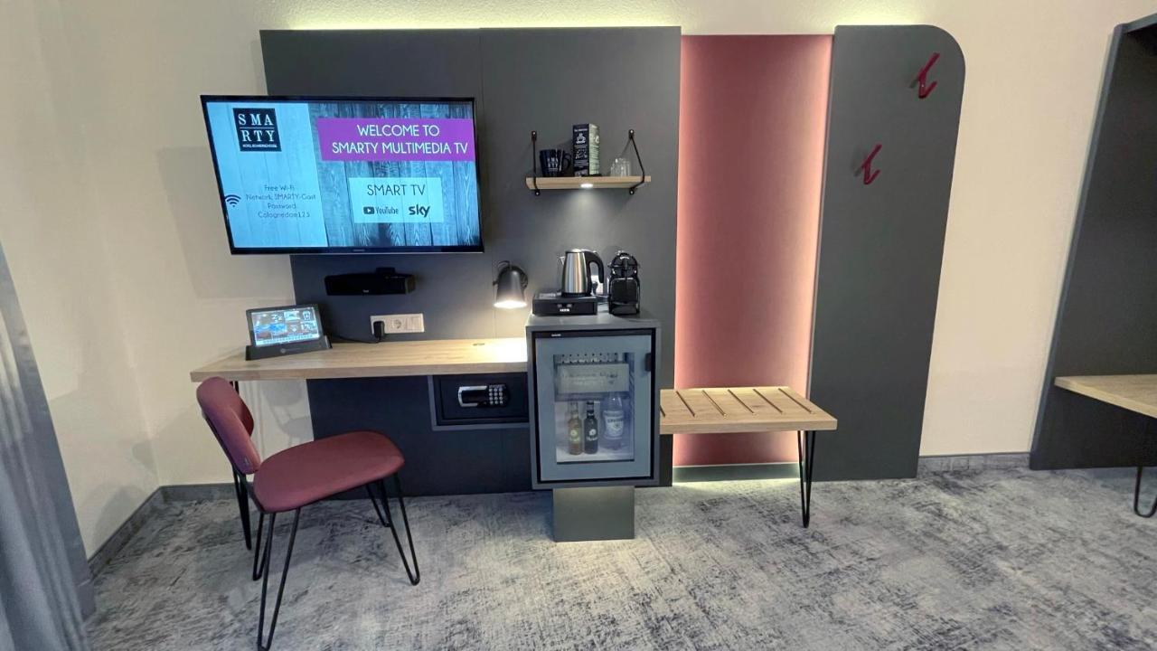 Smarty Cologne Dom Hotel - Boardinghouse - Kontaktloser Self Check-In Ngoại thất bức ảnh