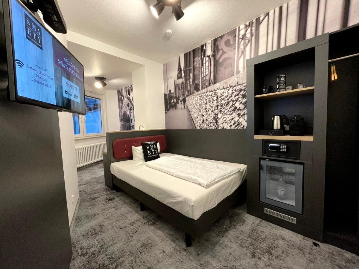Smarty Cologne Dom Hotel - Boardinghouse - Kontaktloser Self Check-In Ngoại thất bức ảnh
