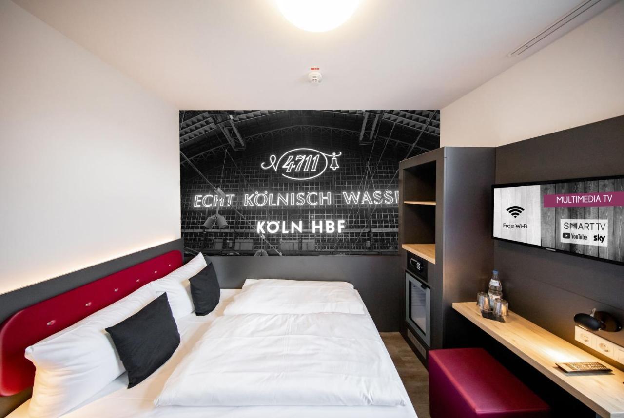 Smarty Cologne Dom Hotel - Boardinghouse - Kontaktloser Self Check-In Ngoại thất bức ảnh