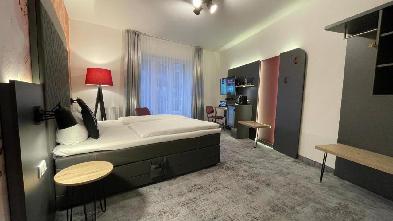 Smarty Cologne Dom Hotel - Boardinghouse - Kontaktloser Self Check-In Ngoại thất bức ảnh