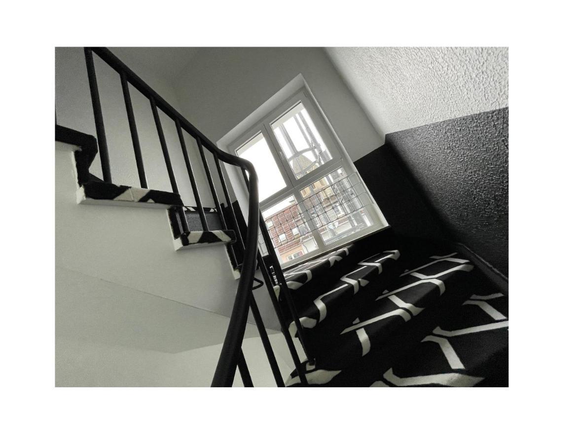 Smarty Cologne Dom Hotel - Boardinghouse - Kontaktloser Self Check-In Ngoại thất bức ảnh