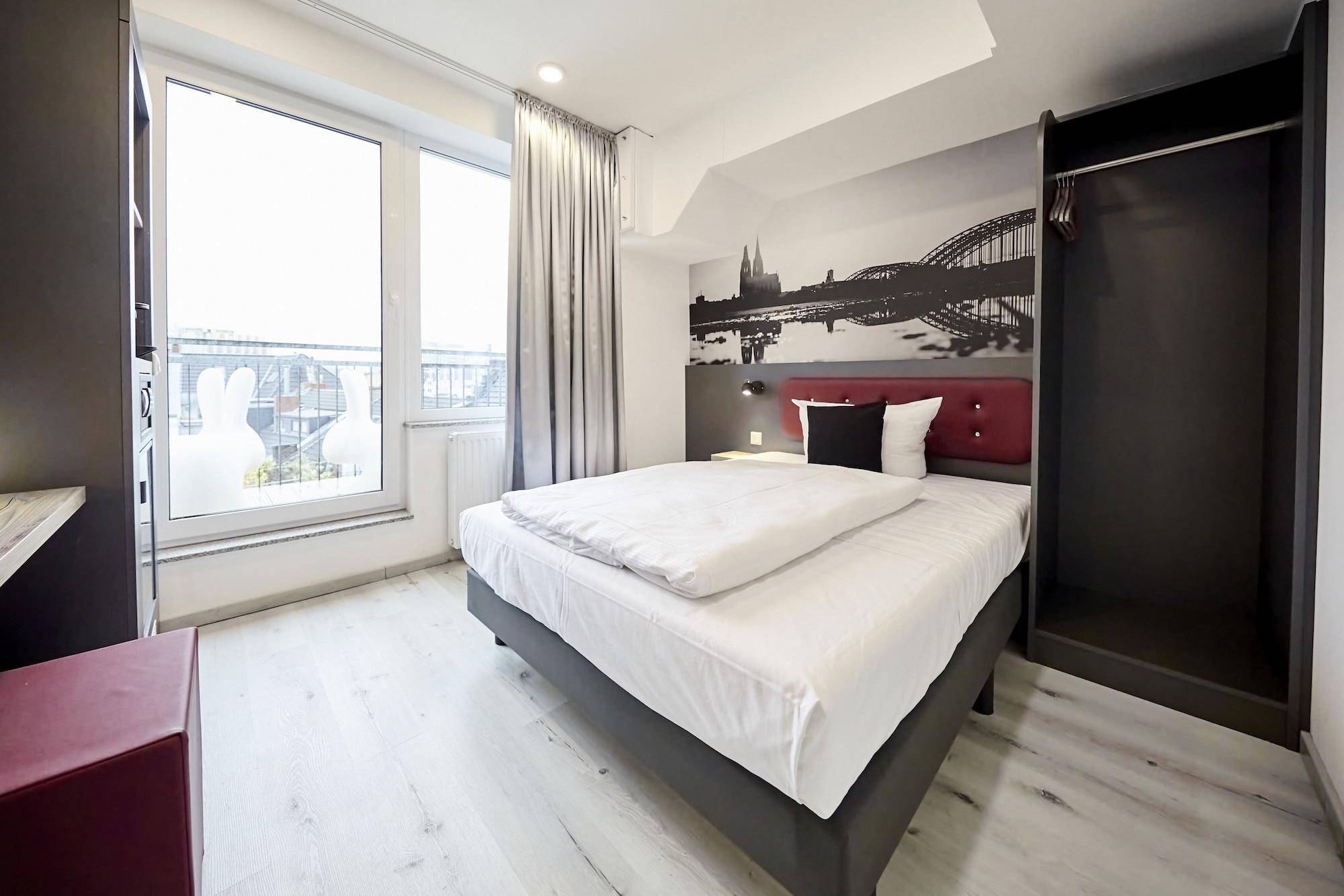 Smarty Cologne Dom Hotel - Boardinghouse - Kontaktloser Self Check-In Ngoại thất bức ảnh