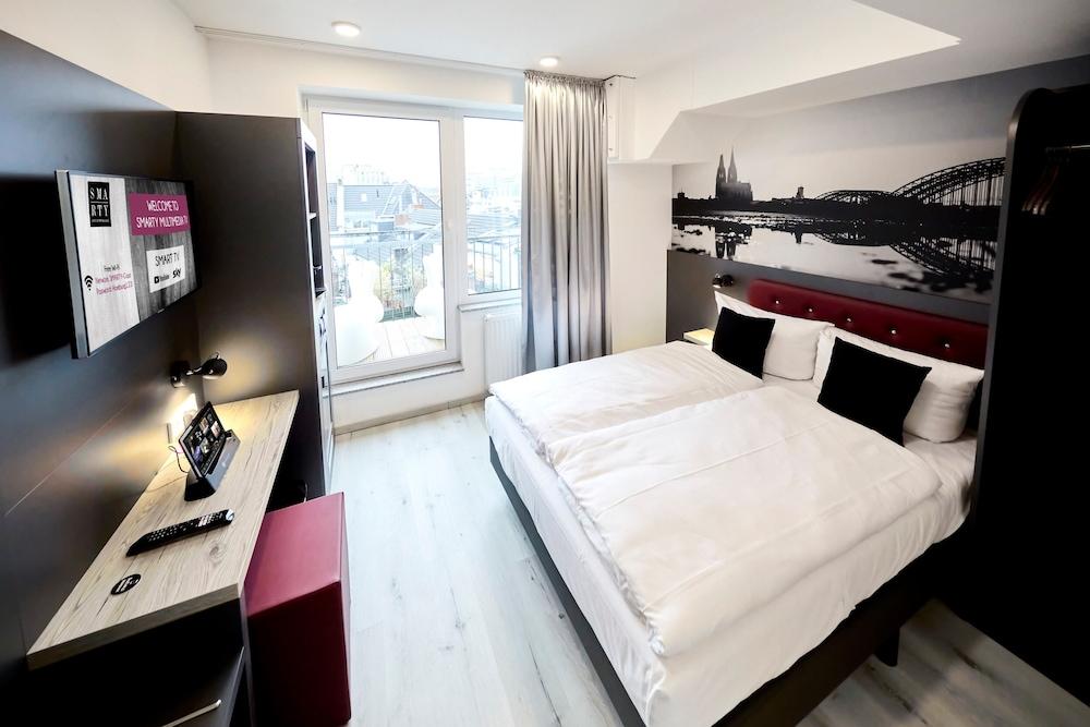 Smarty Cologne Dom Hotel - Boardinghouse - Kontaktloser Self Check-In Ngoại thất bức ảnh