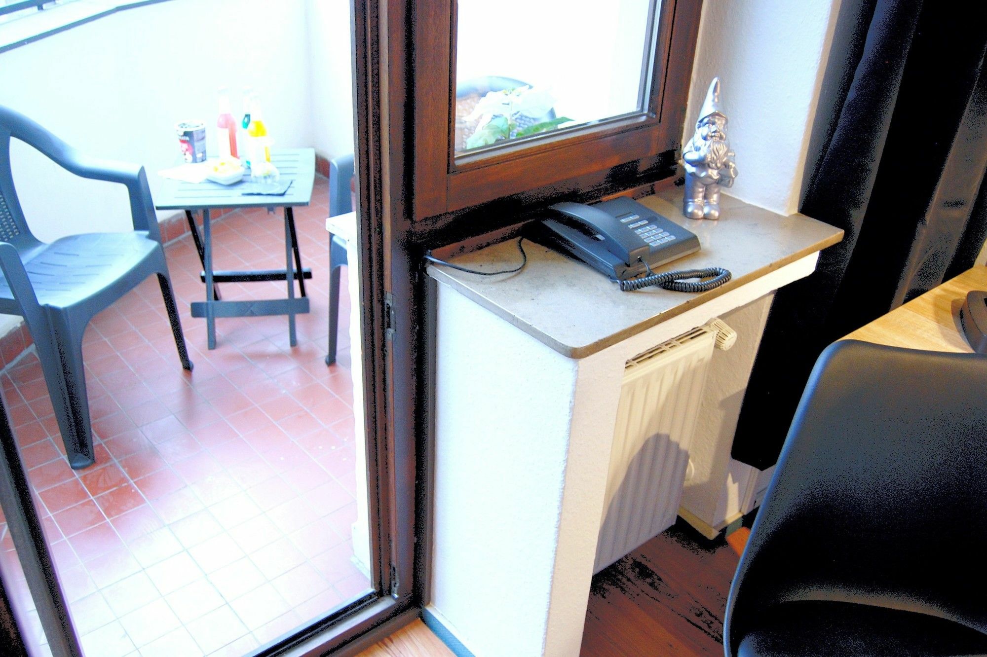 Smarty Cologne Dom Hotel - Boardinghouse - Kontaktloser Self Check-In Ngoại thất bức ảnh